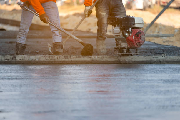 Best Concrete Pool Decks in Zephyrhills West, FL